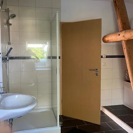 Landhausidyll Wohn- Und Schlafzimmer Apartment Klutz