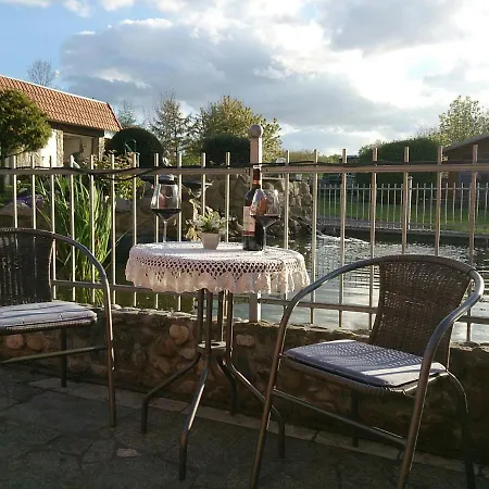 Apartmán Landhausidyll Wohn- Und Schlafzimmer *